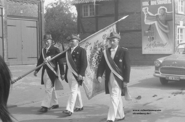 1959: Die Fahnenoffiziere auf der Burgstrae