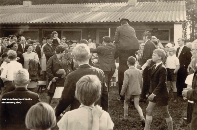 Neuer Schtzenknig wurde 1965 auf dem Sportplatz Jrgen Matthias